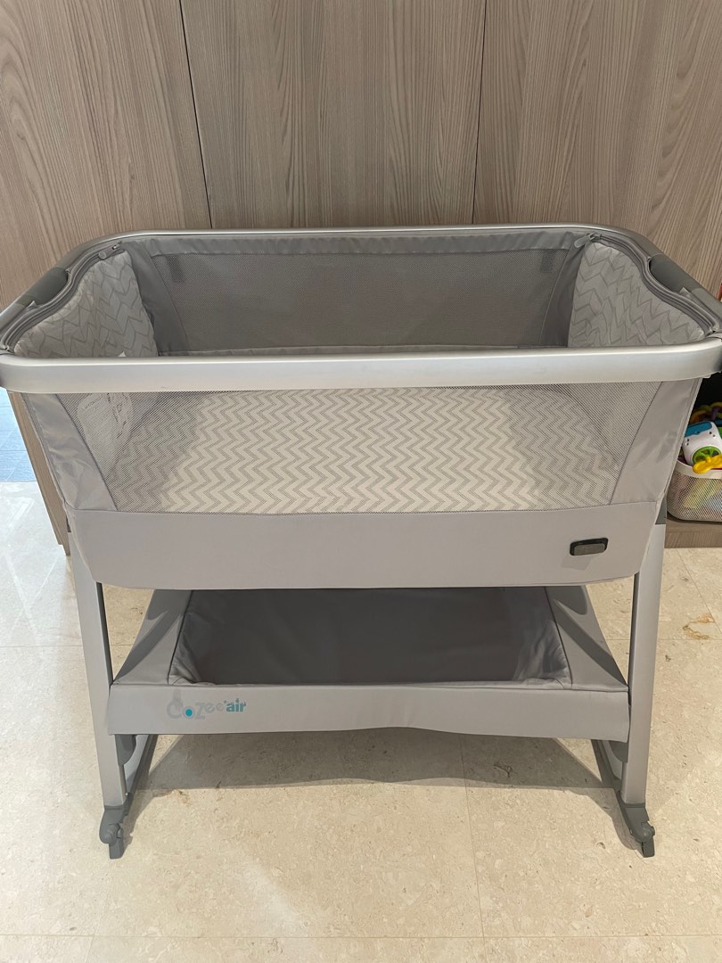 Tutti Bambini CoZee Air Bedside CoSleeper Crib With Rocking Feet