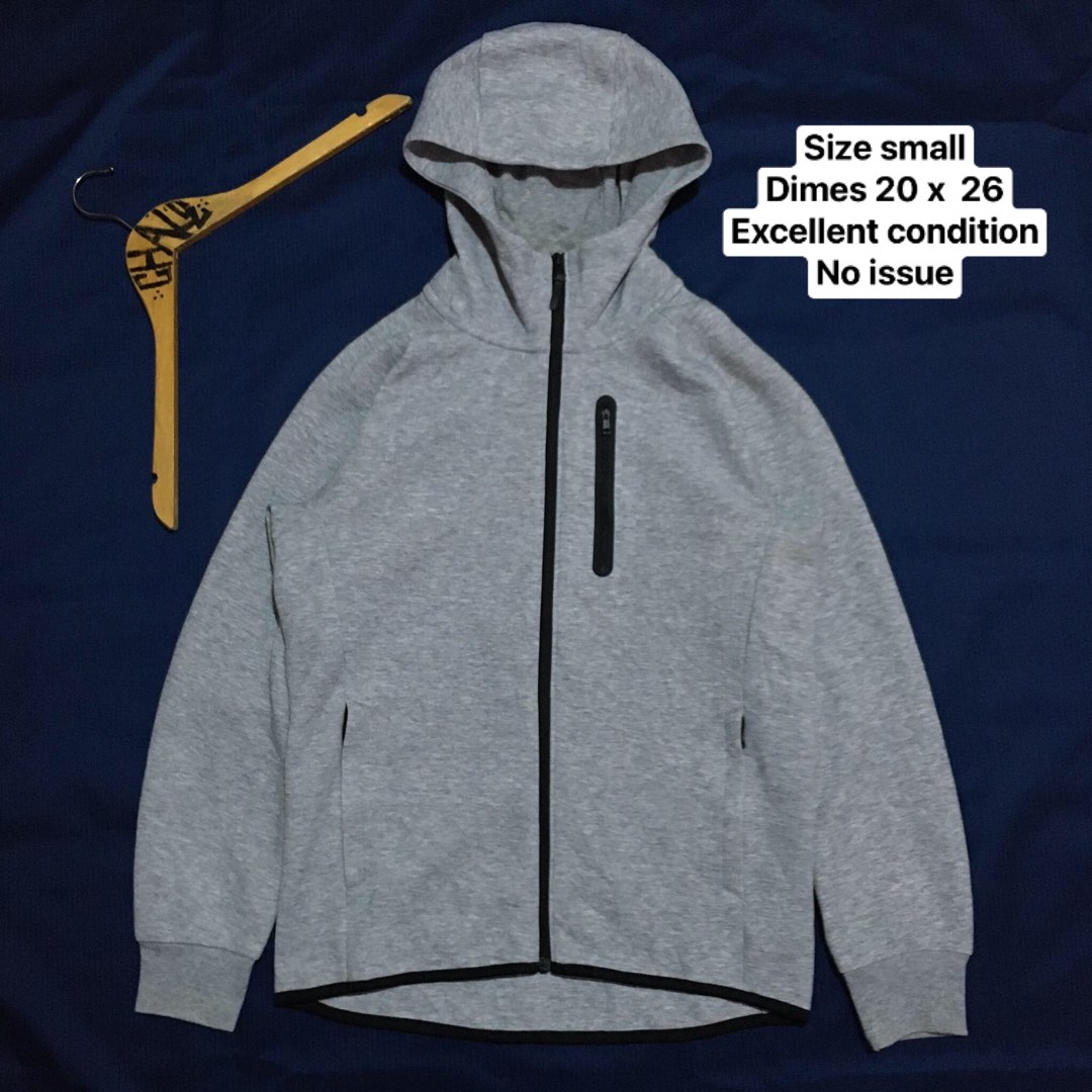 UNIQLO TECH FLEECE JACKET, Men's Fashion, Tops & Sets, Hoodies on Carousell