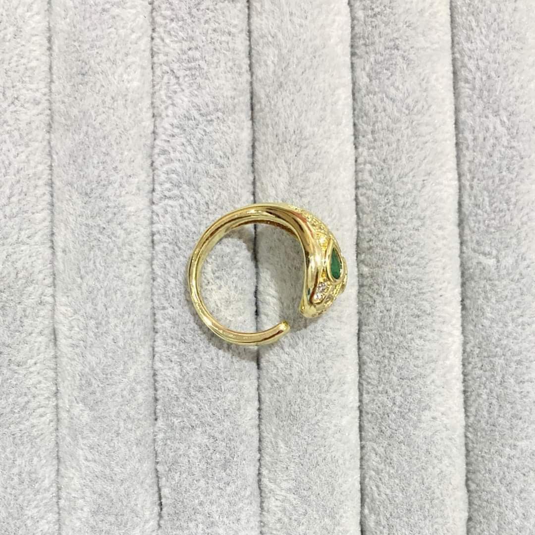 US 10k gold snake ring green eyes on Carousell