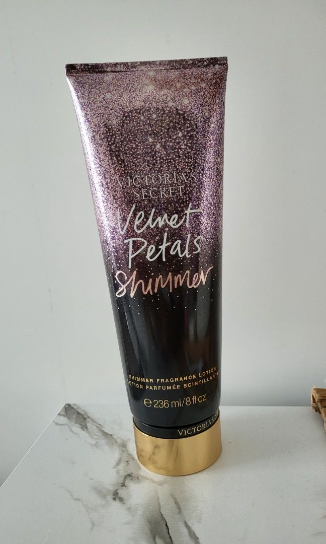 Victoria s Secret Holiday Shimmer Fragrance Lotion Velvet Petals