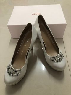 Viina-水鑽緞面高跟鞋