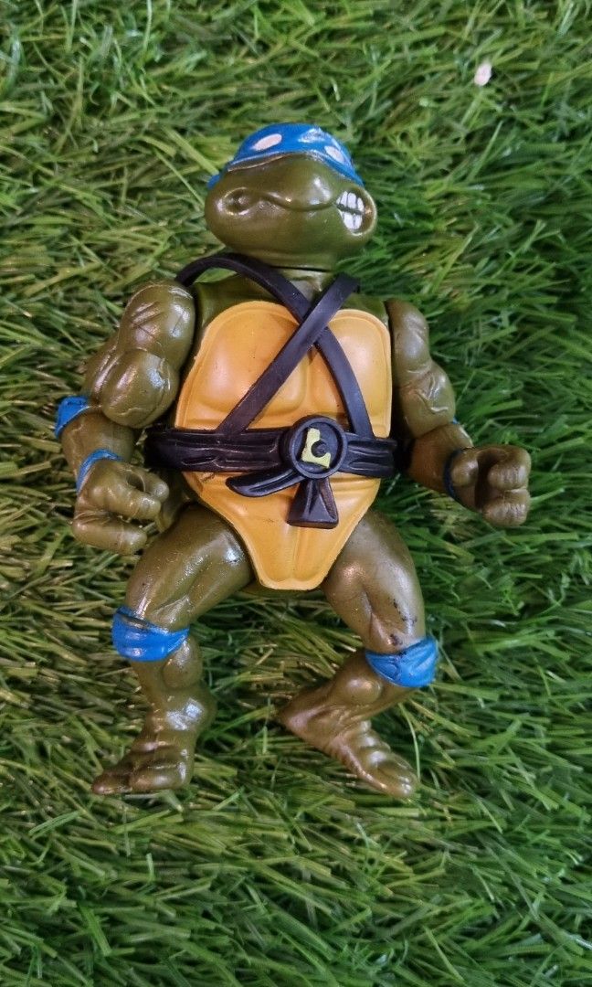 Teenage Mutant Ninja Turtles 1988 Remastered - Leonardo (Playmates Toys - Figurine 2024) - Tortuepédia