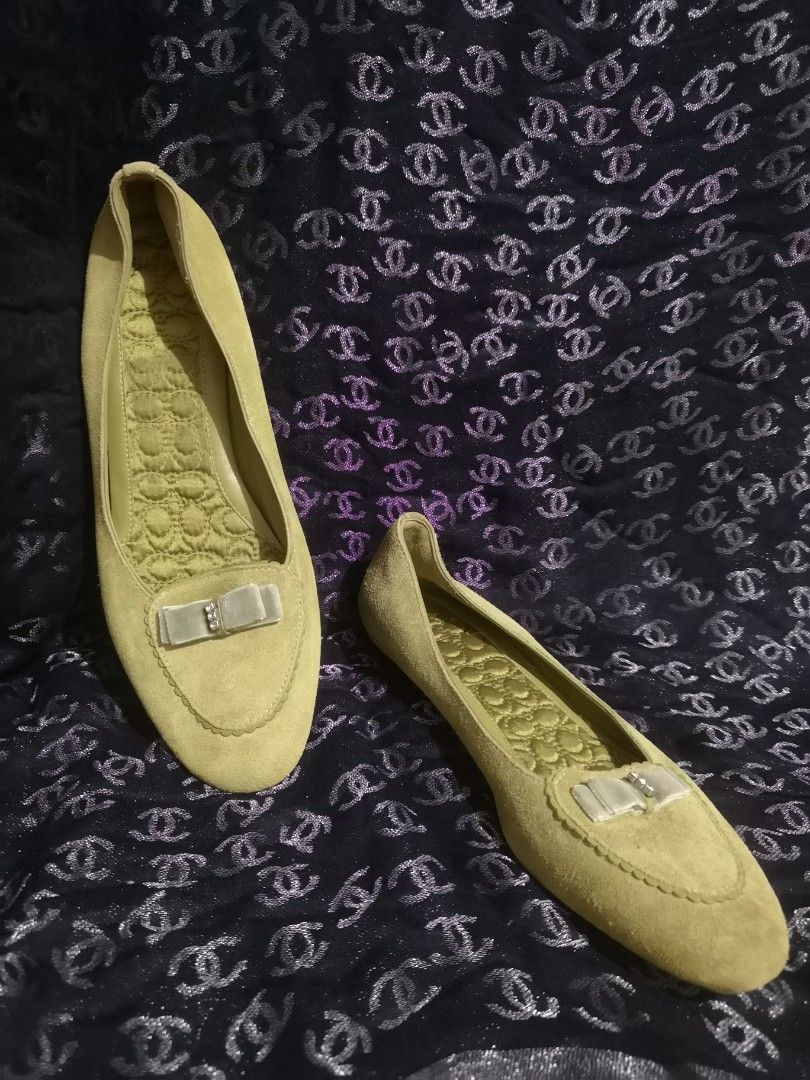 used coach shoes