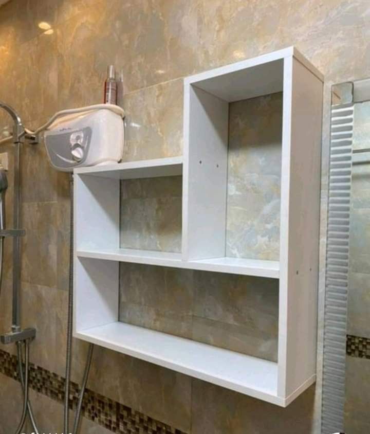 Wall mount hanging rack on Carousell