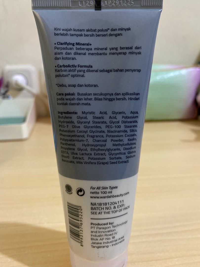 WARDAH Nature Daily Mineral Clarifying Facial Foam 60 Ml on Carousell