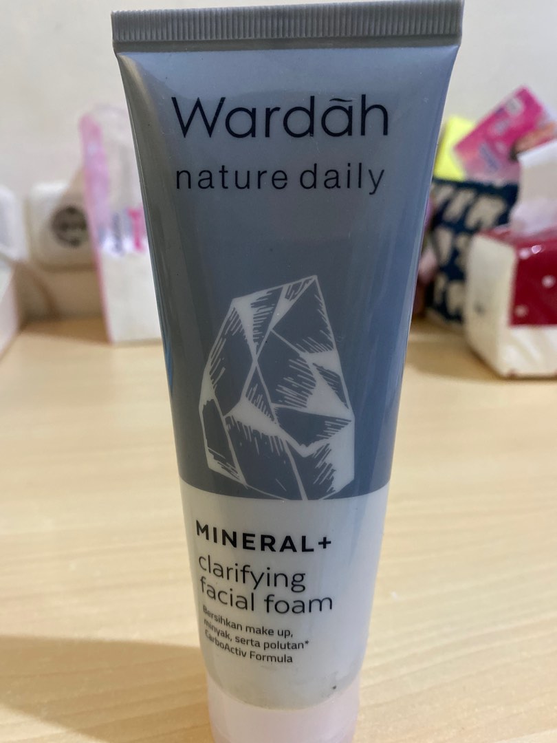 WARDAH Nature Daily Mineral Clarifying Facial Foam 60 Ml on Carousell