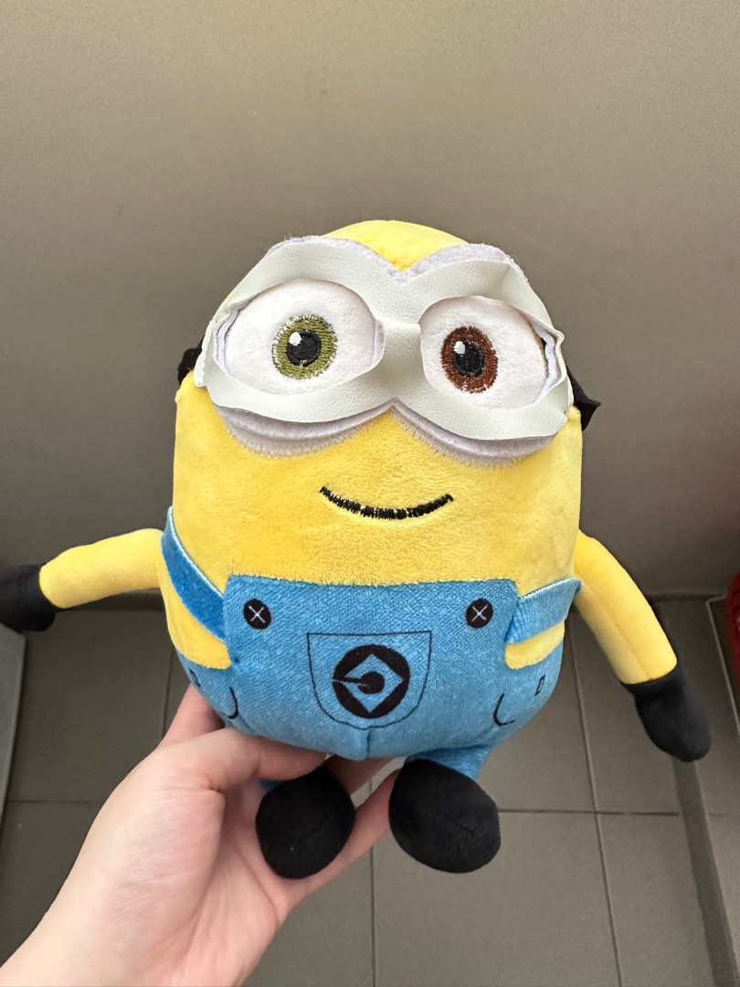 WTS Minion Plush Toy, Hobbies & Toys, Toys & Games on Carousell