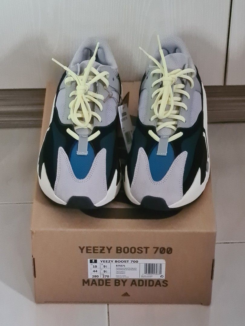 Yeezy waverunner box top