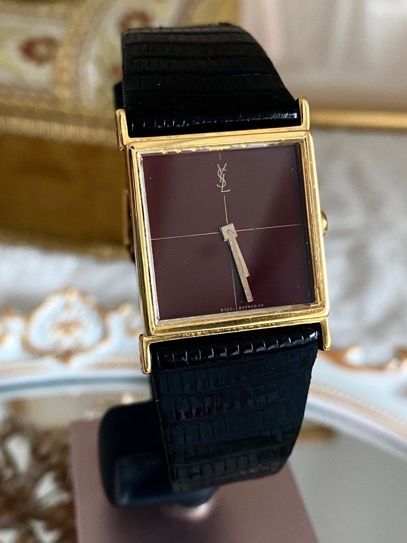 Saint best sale laurent watch