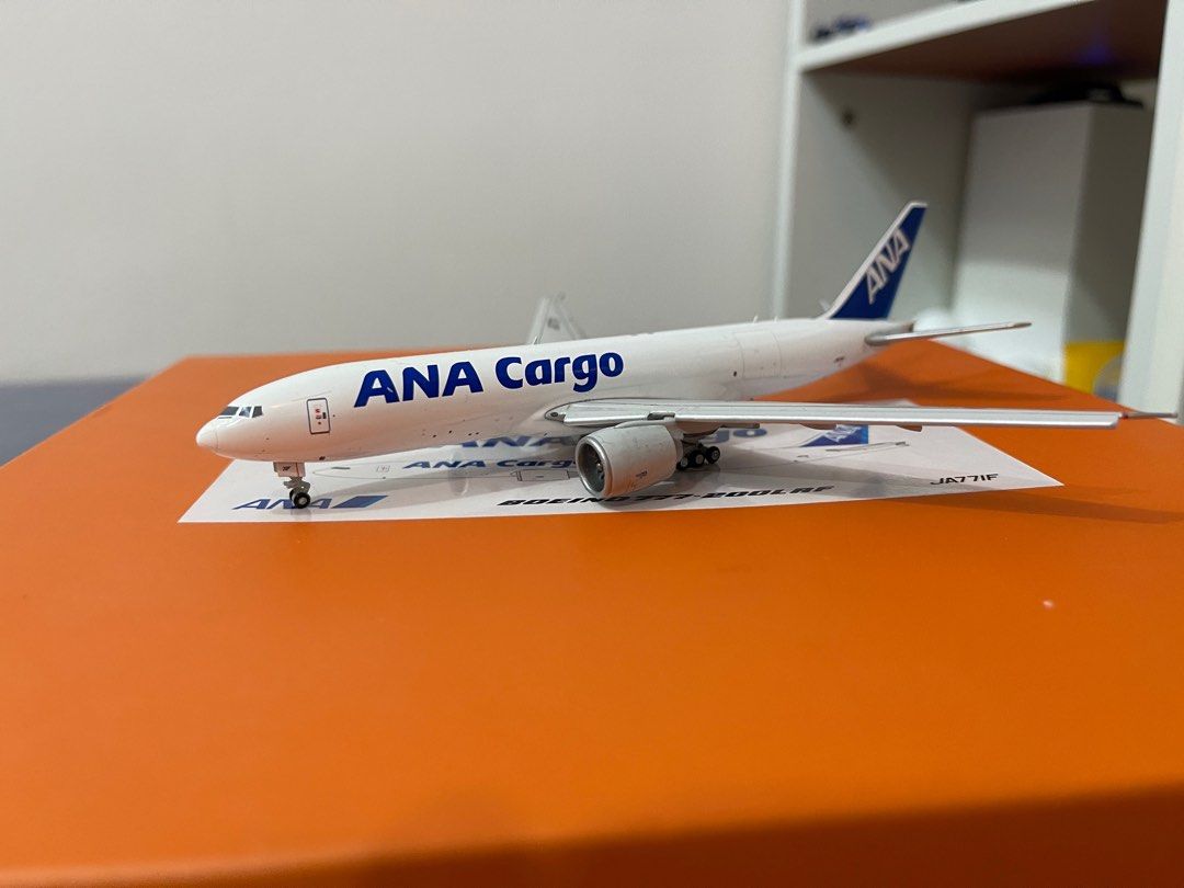 ANA Cargo Boeing 777F scale 1:200 - 航空機・ヘリコプター