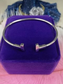 (Category: ) located in . Submitted by audzshop (Listing ID 1227598178, Image 1). Description: .