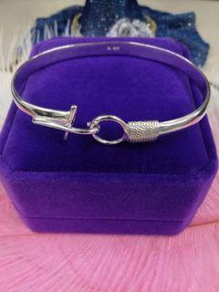 (Category: ) located in . Submitted by audzshop (Listing ID 1227597625, Image 1). Description: .