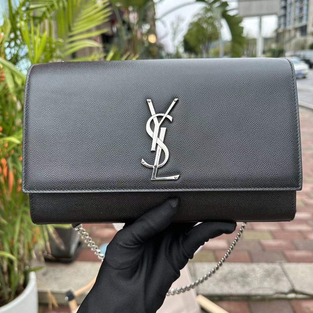 P2018 LV Neo Alma PM Monogram Empreinte Leather In Black, Luxury, Bags &  Wallets on Carousell