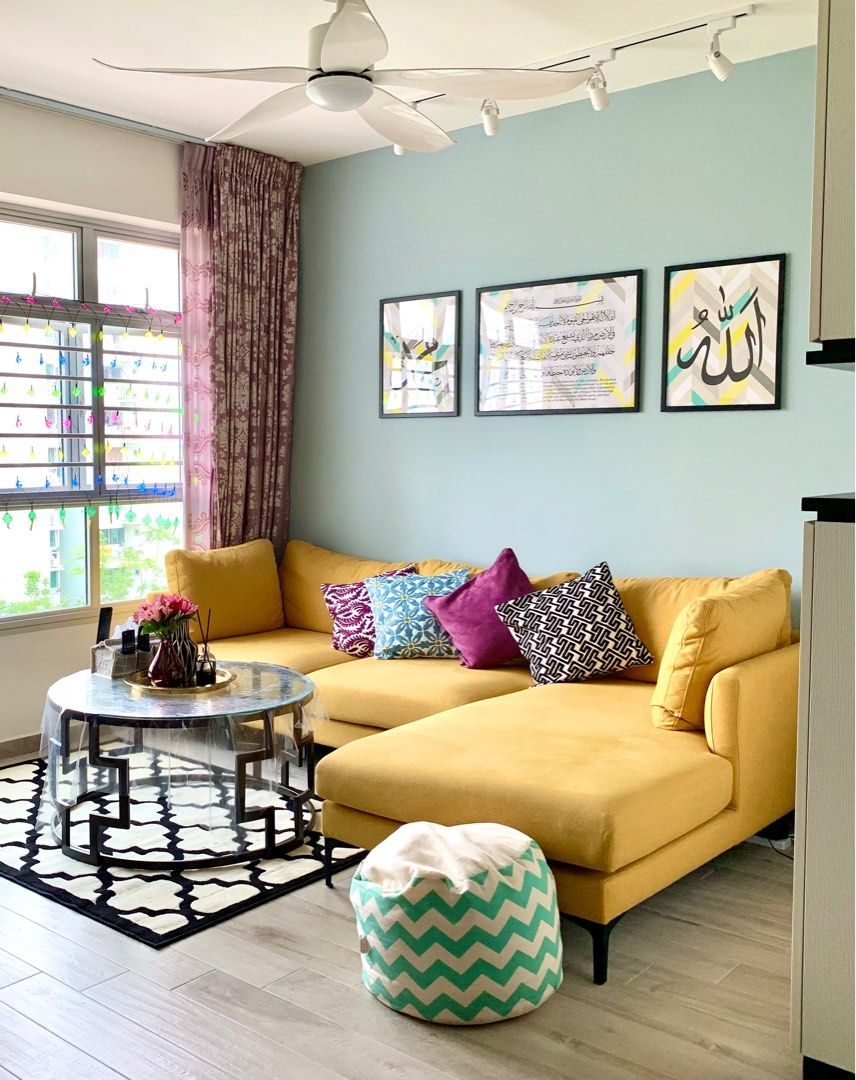 Adams chaise sales sectional sofa