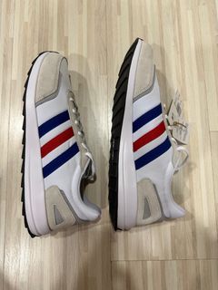Adidas Retrorunner- Brand New