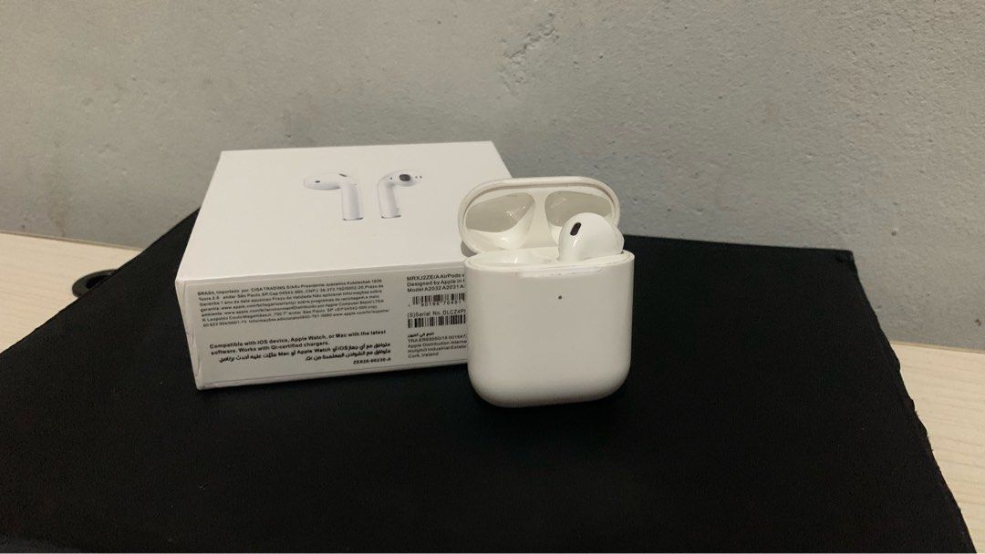 Airpods 2 on sale wifi