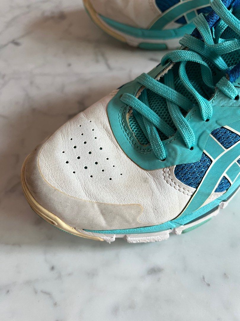asics netball sneakers
