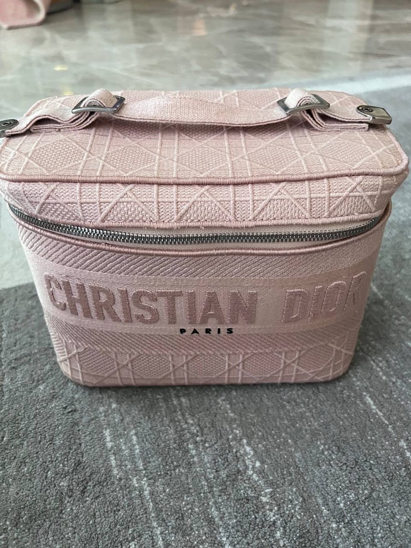 3D model Dior DiorTravel Vanity Case Bag Pink Monorgam VR / AR