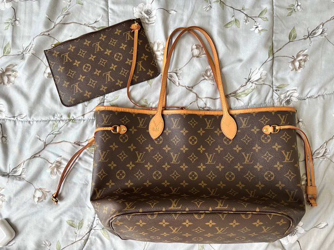 Authentic Neverfull MM in Monogram Luxury Bags Wallets on