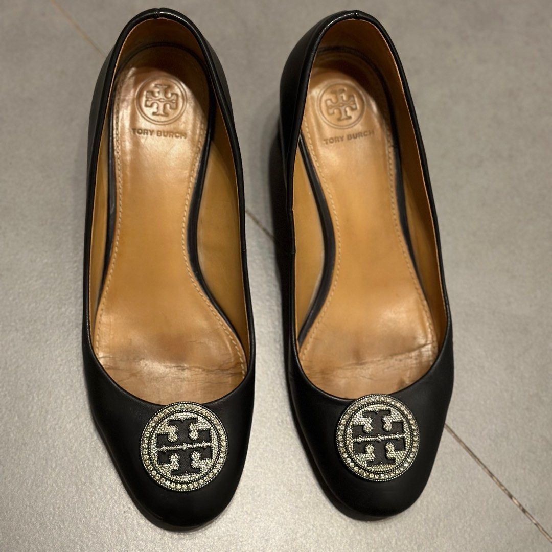 Authentic Tory Burch Liana Embellished Medallion Pumps Women s