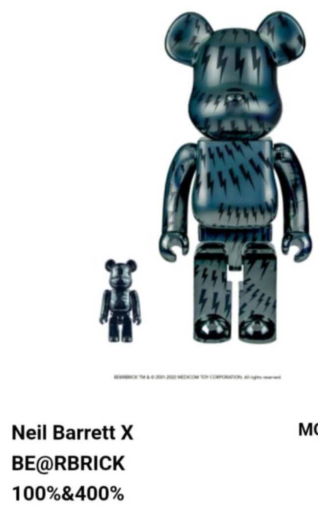 Be@Bearbrick，400% and 100%, 興趣及遊戲, 玩具& 遊戲類- Carousell