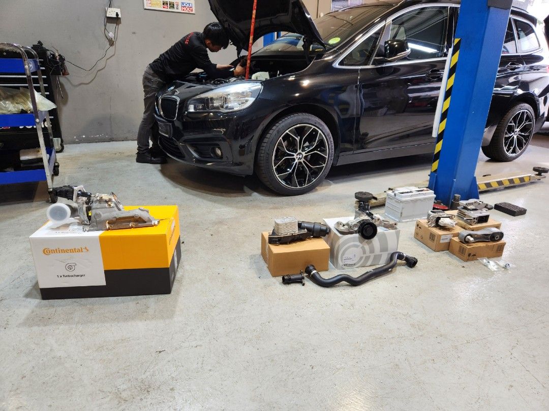 BMW F46 216I Replace Continental Turbocharger, Change Original Oil