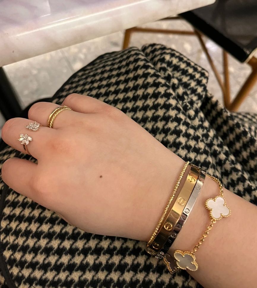 Screw, Nail and Clover Bracelet - 100% Real Gold, Women's Fashion, Jewelry  & Organisers, Bracelets on Carousell
