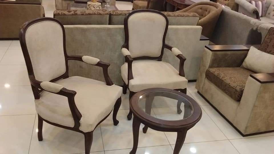 Bedroom chairs olx hot sale