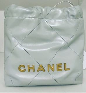 (Category: ) located in . Submitted by iluvshopping2 (Listing ID 1227738852, Image 1). Description: .
