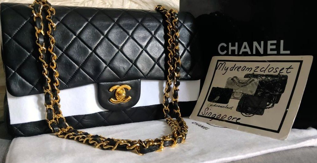 Chanel Black Double Flap Bag Medium, Women's Fashion, Bags & Wallets,  Shoulder Bags on Carousell