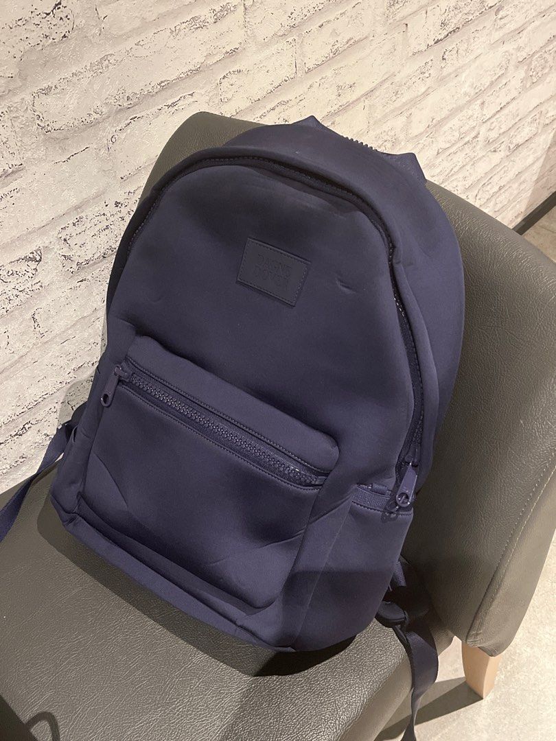 Dagne dover neoprene store backpack