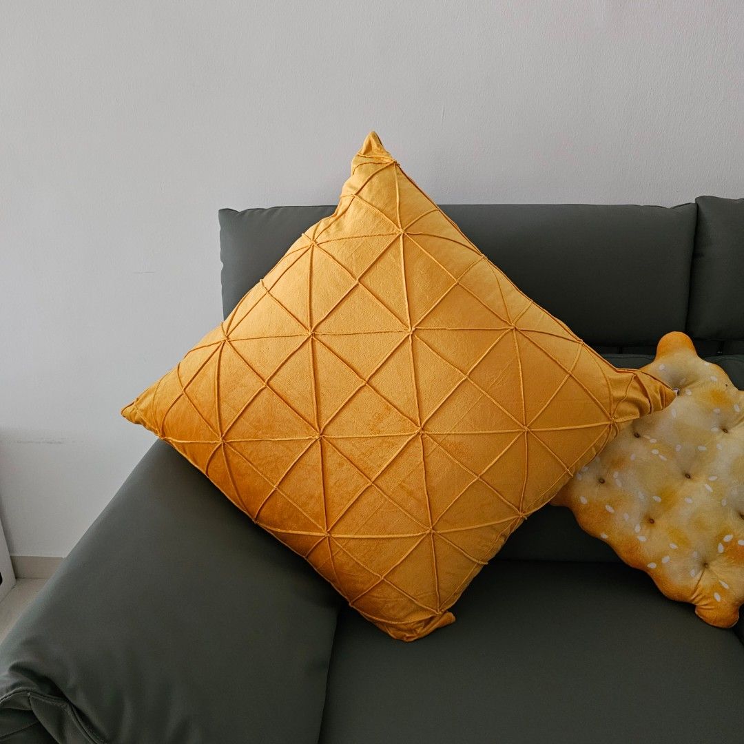 Extra large hotsell gold cushions