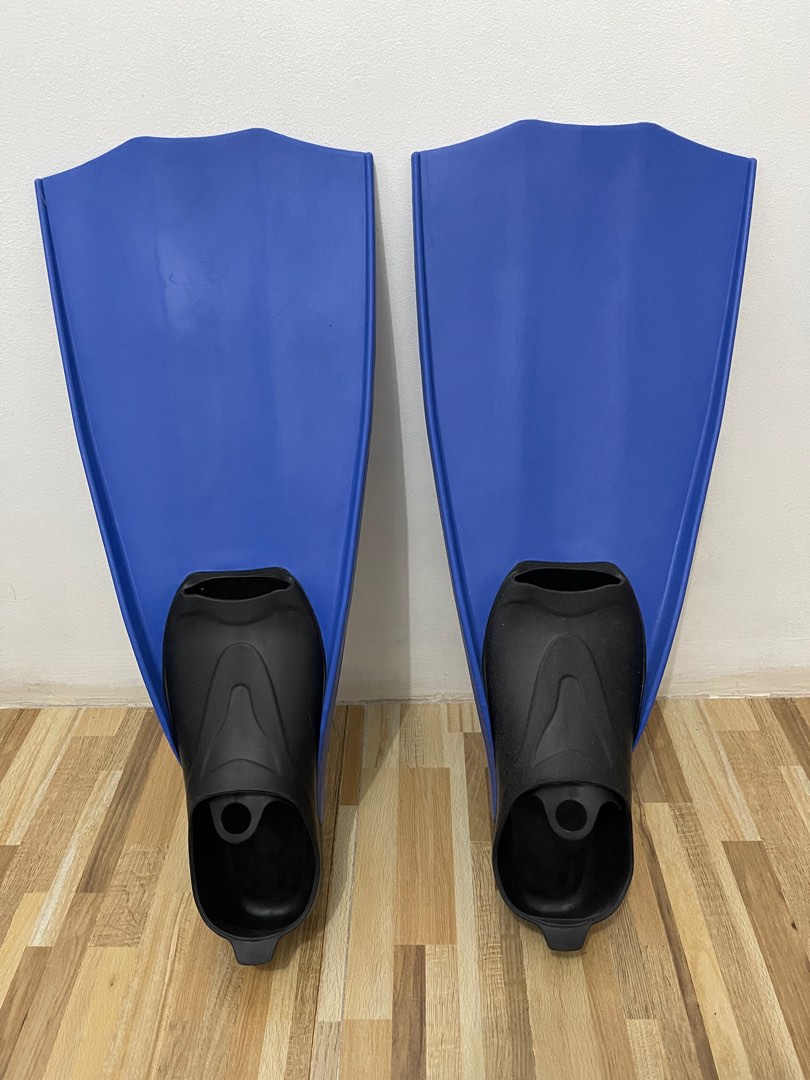 Free diving Fins, Hobbies & Toys, Travel, Travel Essentials