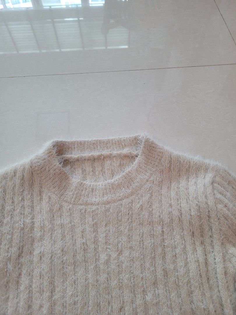 fuzzy pullover