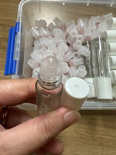 Glass Roller Bottle with real Rose Quartz roller ball 145pcs