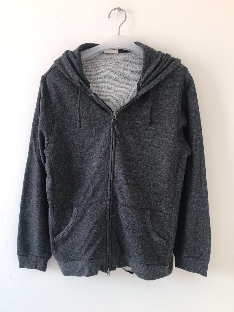 GU Jaket Sweeter Dark Grey, Fesyen Wanita, Pakaian Wanita, Baju Luaran ...