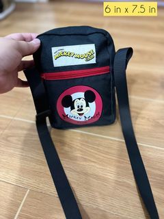 Japan 🇯🇵 Source - Disney Mickey mouse Crossedbodybag