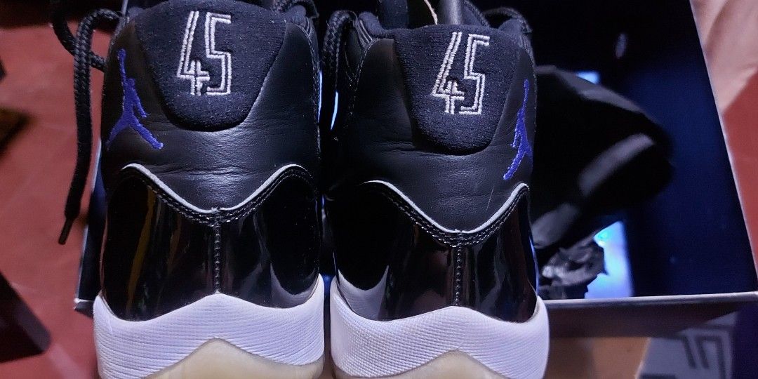 Jordan 11 space jam size 9.5 clearance