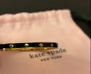 Kate Spade Make Me Blush Enamel Idiom Bangle Bracelet in Pink