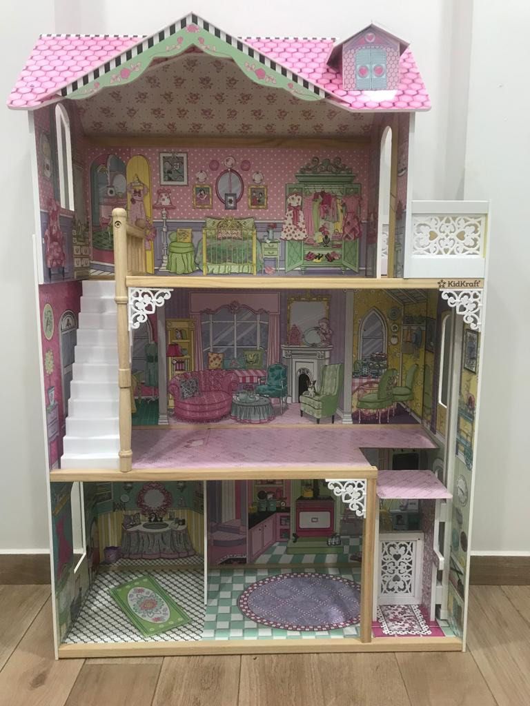 Kidkraft Dollhouse Annabelle wooden dollhouse with elevator, Hobbies