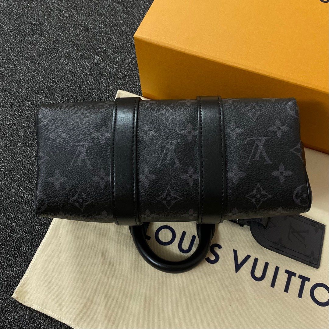 Louis Vuitton Lv Keepall Bandoulière 25 Monogram Eclipse Canvas Bag,  Luxury, Bags & Wallets on Carousell