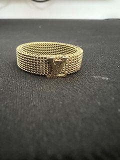LV Chain Ring