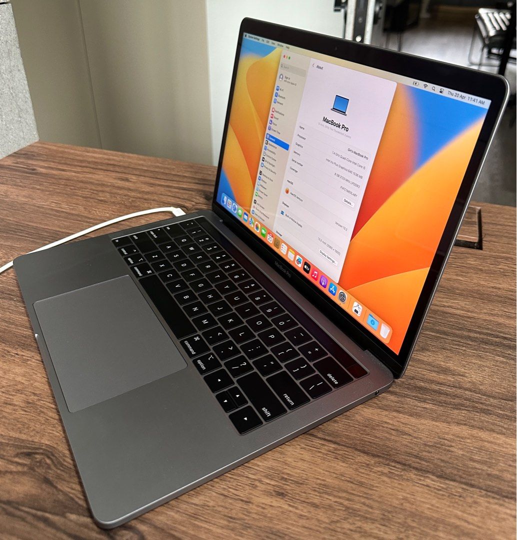 MacBook Pro 13 Inch, 2019, Two Thunderbolt 3 ports, 8GB, Computers