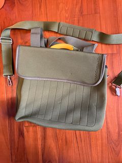 （分類：）位於 。 由 joeginger 提交（商品編號 1227606999，圖片 1）。簡介： 。