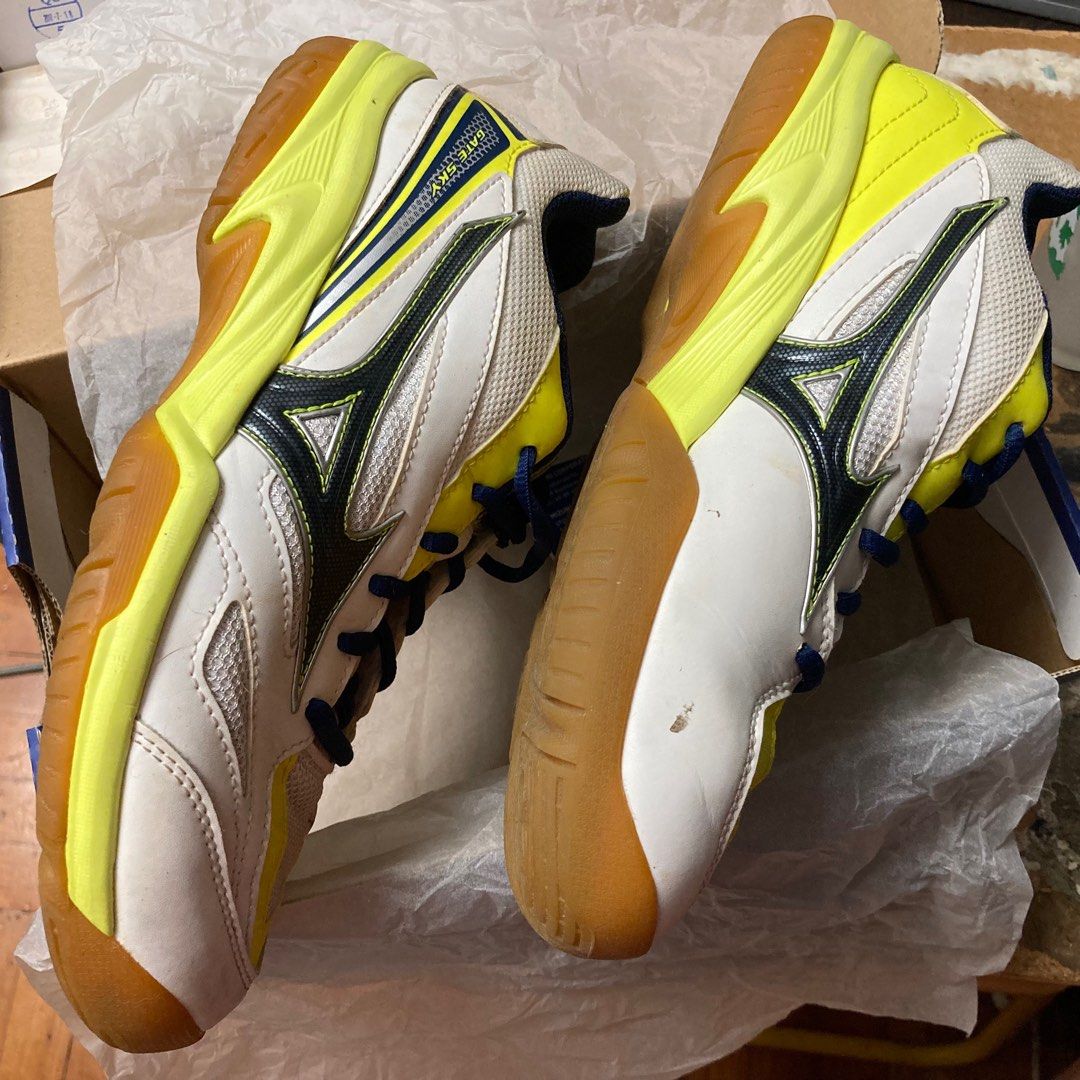Mizuno wave flick store