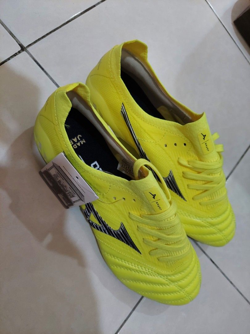 Mizuno outdoor hotsell