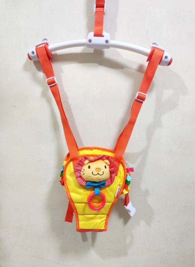 Munchkin Bounce and Play Door Jumper Baby Jumperoo Babies