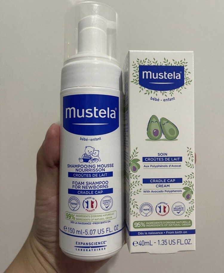 Mustela Cradle Cap Shampoo and Cream Bundle, Babies & Kids, Bathing
