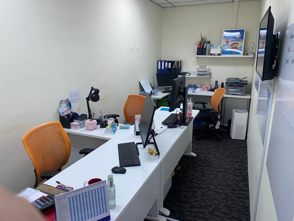 Office tables and Chairs to give away (selfcollection at High Street