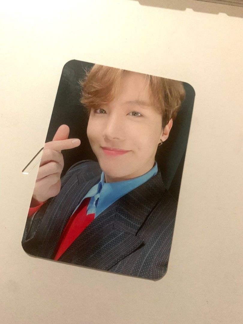 Preloved BTS photocard Map of the Soul 7 (Lightstick), Hobbies & Toys